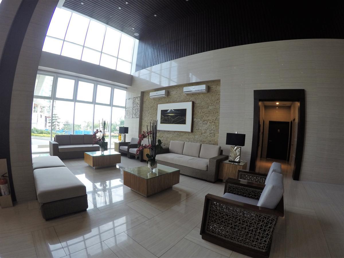 Wind Residence Condo - Tagaytay By Jaderooms Tagaytay City Екстериор снимка