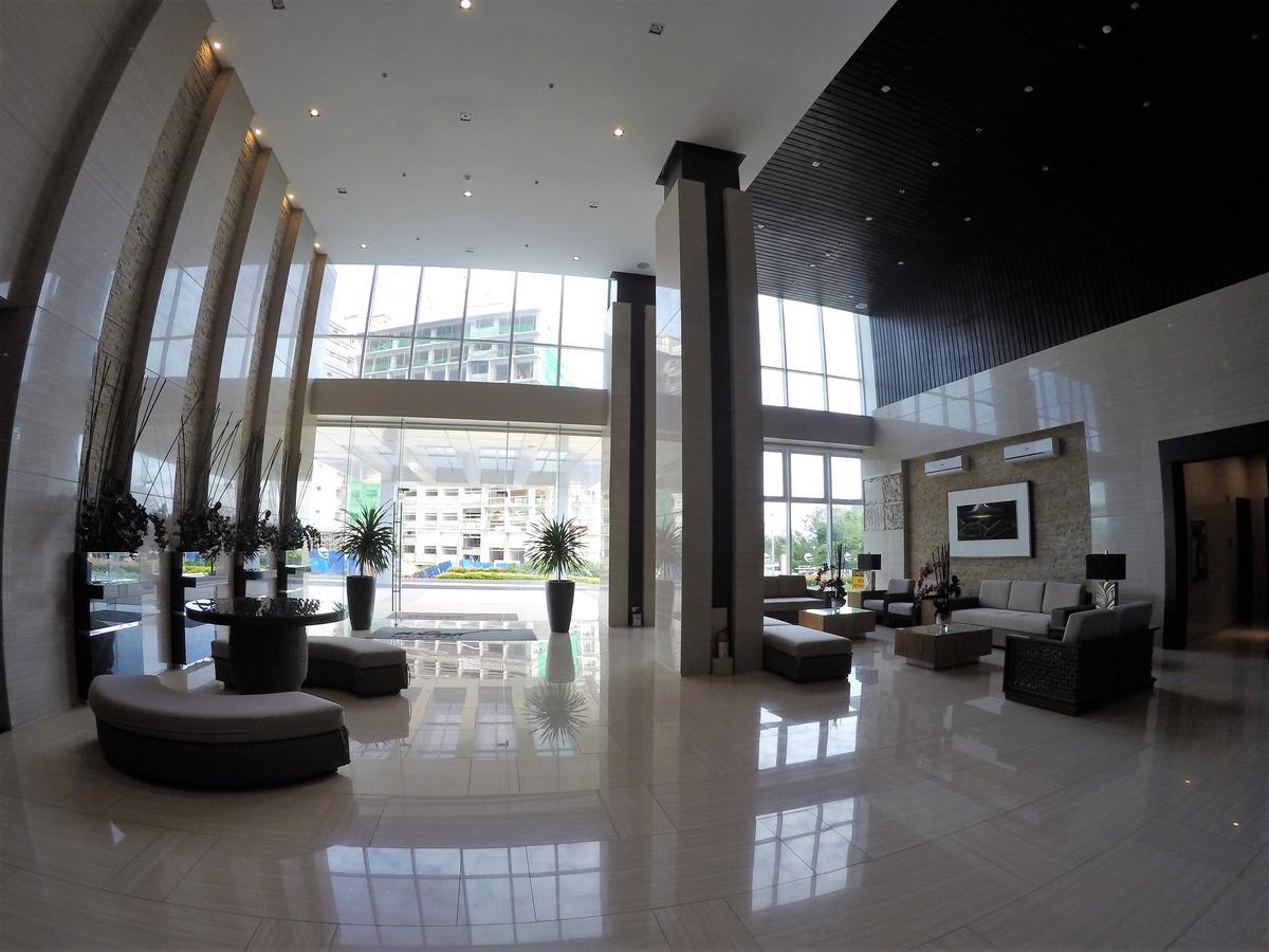 Wind Residence Condo - Tagaytay By Jaderooms Tagaytay City Екстериор снимка