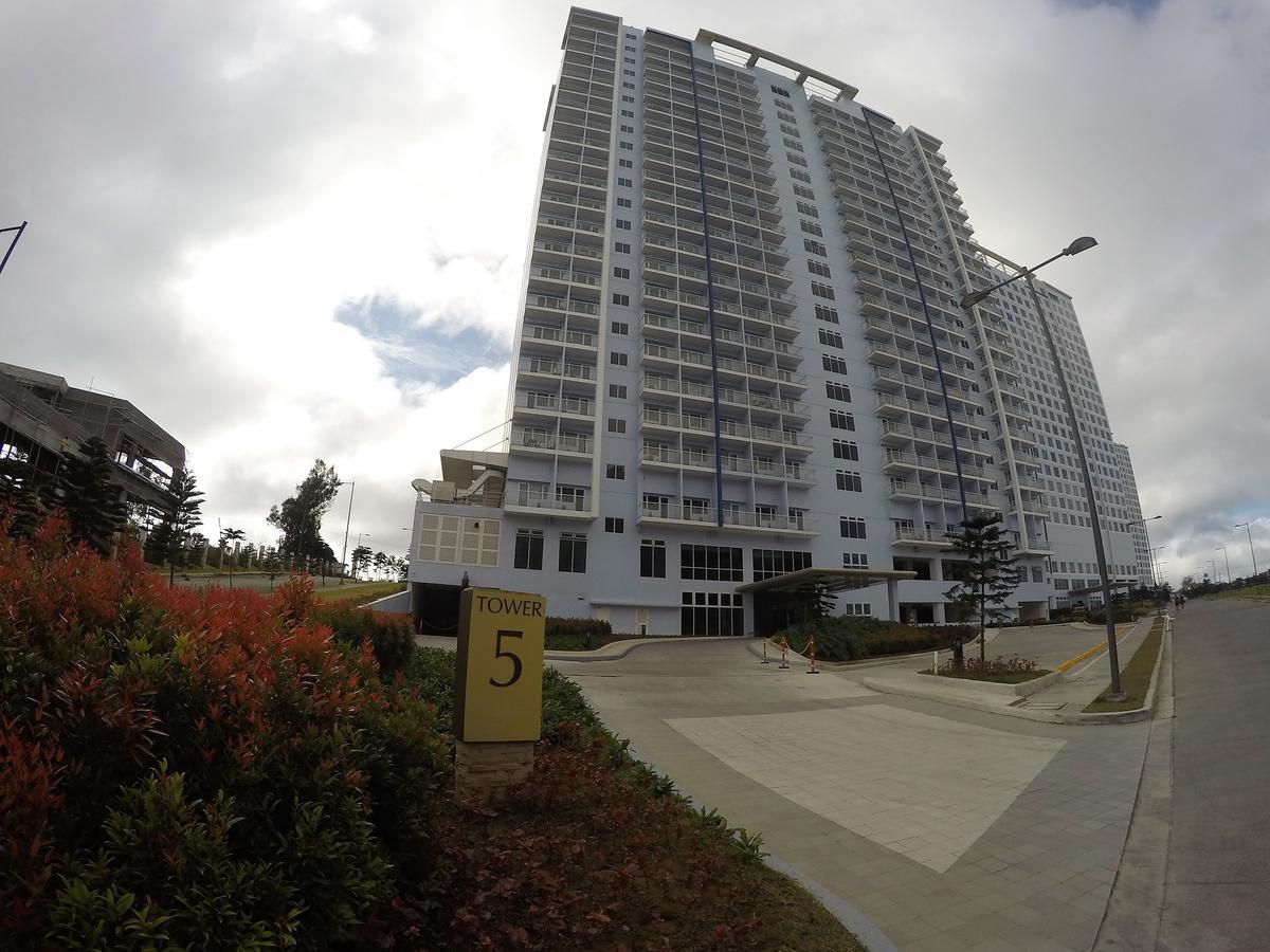 Wind Residence Condo - Tagaytay By Jaderooms Tagaytay City Екстериор снимка